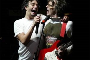 Fito Páez recordó a Spinetta en "Los libros de la buena memoria"