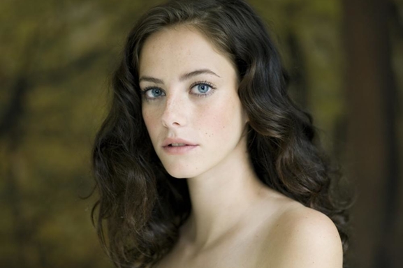 Kaya Scodelario participará en Piratas del Caribe 5