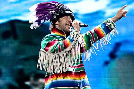 Jamiroquai convirtió el estadio de Ferro en una gran pista de baile