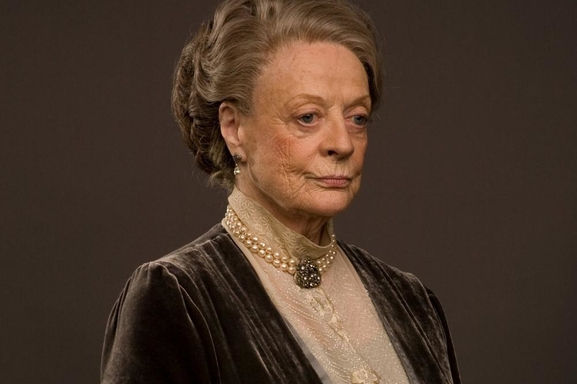 Maggie Smith dejará la serie "Downton Abbey" cuando acabe la sexta temporada