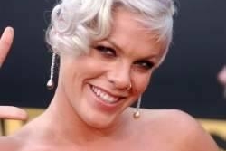 ¡La cantante Pink embarazada!