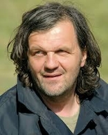 Kusturica llego a Montevideo para filmar un documental sobre Mujica