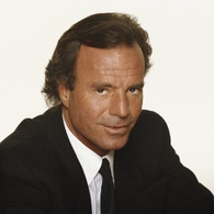 Julio Iglesias sigue en forma