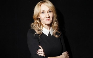 La televisión inglesa cambia el final de la última de novela de J.K. Rowling