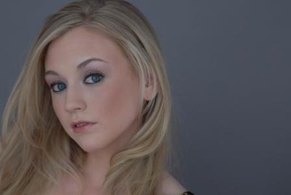 Emily Kinney participará en "Forever"