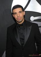 El rapero Drake lanza un disco en iTunes