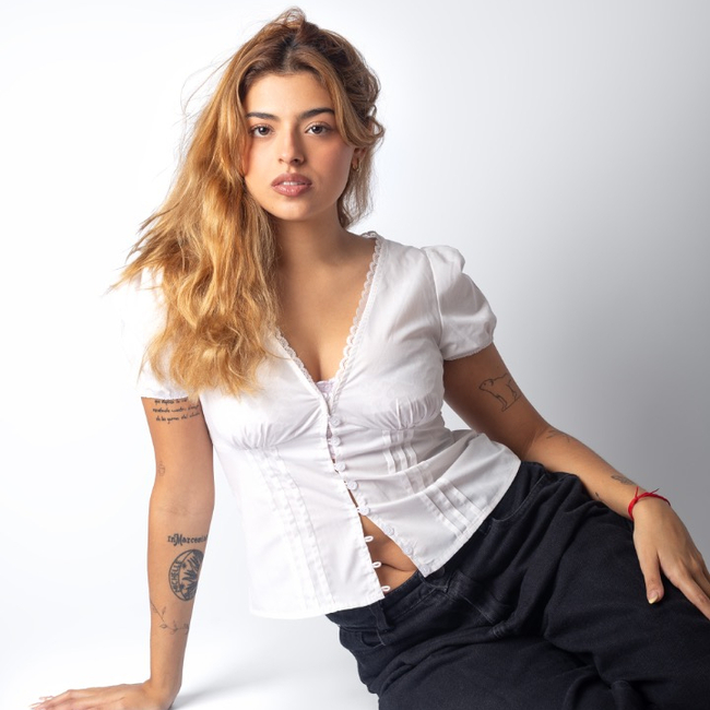 avrilvctoria