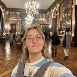 anita24