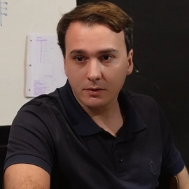 AlvarBello
