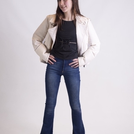 102310Agostina