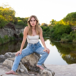 LuisinaBovier024