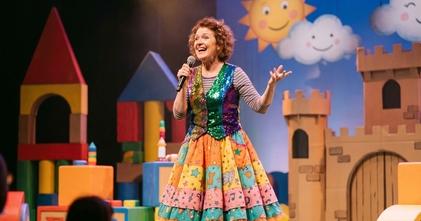 Casting Actriz mayor de 30 años para protagónico en Comedia Musical Infantil