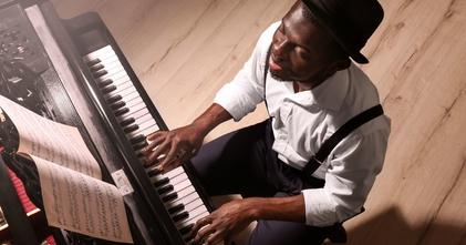Se busca pianista de jazz-soul-blues para dúo musical