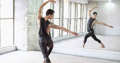 Casting bailarines y actores entre 35 y 55 años en buen estado físico para videoclip en Buenos Aires