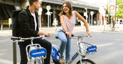SE BUSCAN HOMBRES Y MUJERES ENTRE 21 Y 45 AÑOS PARA TRABAJAR DE EXTRAS EN UNA PUBLICIDAD EN BUENOS AIRES