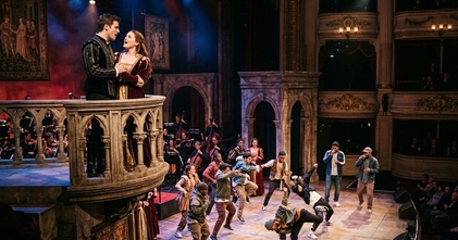Casting chicos y chicasintérpretes entre 18 y 35 años para Romeo y Julieta Ópera Urbana