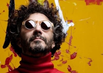 Fito Páez recordó a Spinetta en "Los libros de la buena memoria"